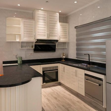 Waterlily Guesthouse بو فالون المظهر الخارجي الصورة